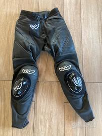 Pantaloni moto  in pelle con protezioni