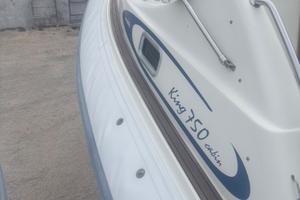Gommone nuova jolly 7.50 cabin