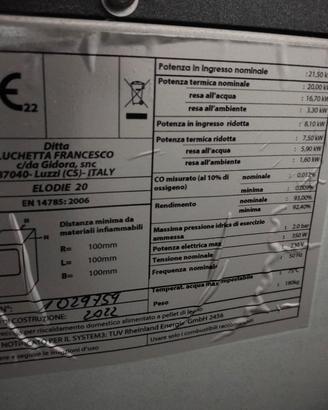 Stufa a Pellet Idro Elodie 20 Kw