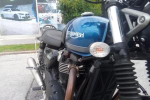 Triumph Street Twin 900