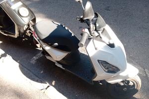 Scooter elettrico Piaggio Active 1