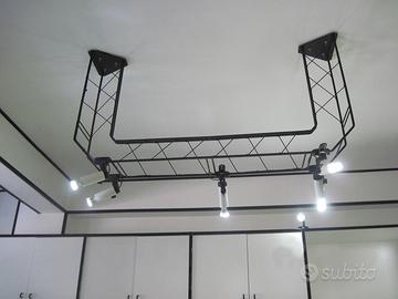 Traliccio / supporto in metallo per luci / faretti