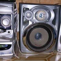 Stereo Pioneer