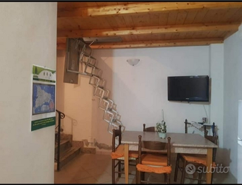 Casa su 2 piani a Caronia Montagna