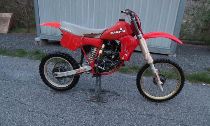 Cagiva WMX 125  82 - 84  ricambi vari VEDI ELENCO