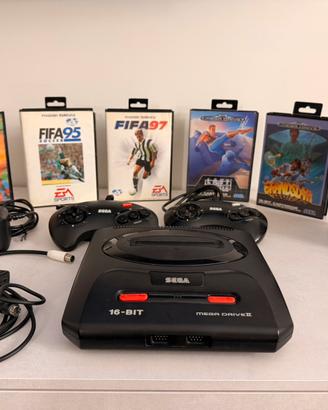 Sega Mega Drive 2 + 2 Controller + 6 Giochi
