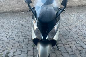 Scooter aprillia 125