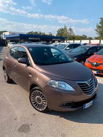 Lancia Ypsilon 1.2 69 CV 5 porte GPL Ecochic Elle