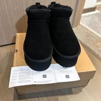 Stivali da neve con tacco alto UGG, neri, taglia40