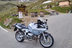  BMW.   R1100S.  (2001)  -  38000 km