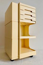 Mobiletto laminato trolley Design Giovanni Pelis