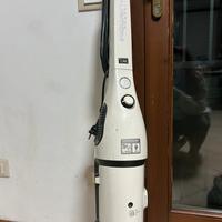 Aspirapolvere Rowenta con sacchetto