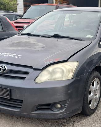 Ricambi Toyota corolla 2004