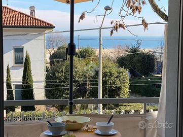 MONOLOCALE A RIMINI