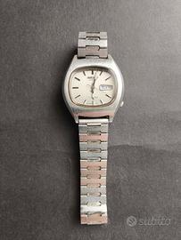 Orologio da polso Seiko 5 TV17J vintage 