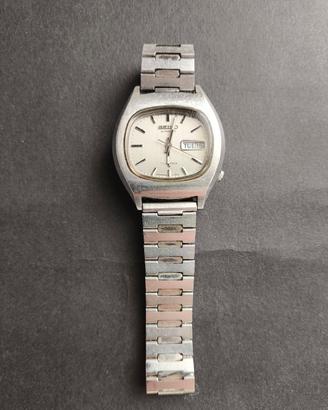 Orologio da polso Seiko 5 TV17J vintage 