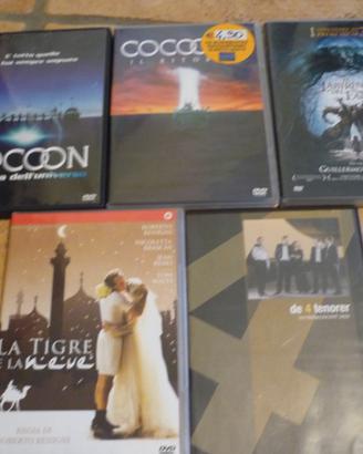 DVD. *De 4 tenorer*,*La tigre e la neve* е...