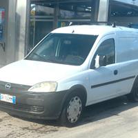 Opel combo Impianto a metano di fabbrica