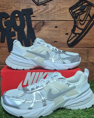Nike Air V2K Run 45.5