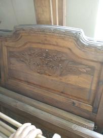 Testiera letto in legno massello