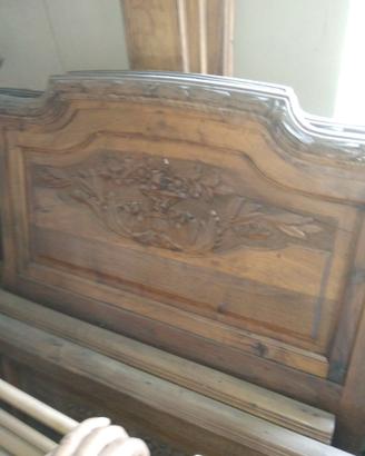 Testiera letto in legno massello