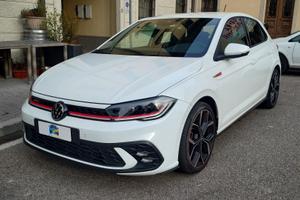 Volkswagen Polo 2.0 TSI DSG GTI