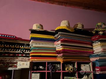 tessuti per realizzare costumi e vestiti