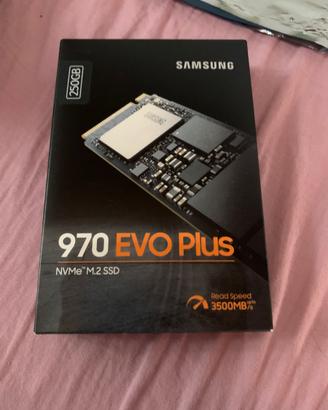 Ssd Samsung nuovo ram e vari anche Apple