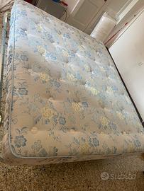 Materasso con reti in alluminio leggere