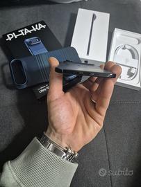 iPhone air 4 giorni di vita piu cover pitaka