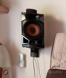 supporti a muro  casse Meliconi 