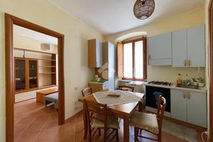 2 LOCALI A COSENZA