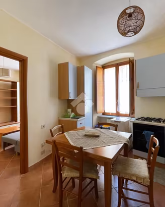 2 LOCALI A COSENZA