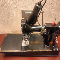 Macchina da cucire Singer 221 K