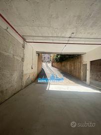 Box auto, garage e box moto: via cruillas n.90