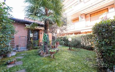 3 LOCALI CON GIARDINO E BOX DOOPIO