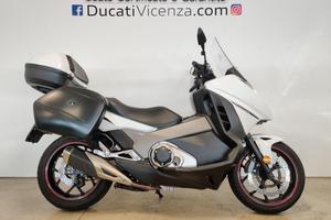 HONDA Integra 750 DCT