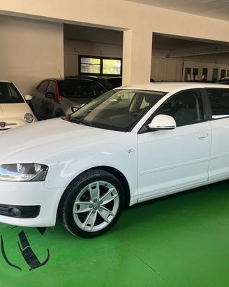 Audi A3 SPB 1.6 TDI 105 CV CR Attraction