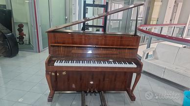 pianoforte verticale Offberg