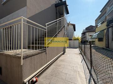 QUADRILOCALE IN PIAZZA MAZZINI Rif.2157