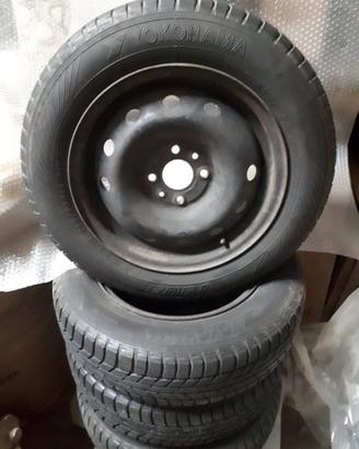 Gomme Invernali 165/70 R14 con cerchioni FIAT Punt