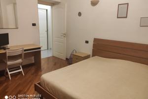 Camera singola arredata, 380 tutto compreso