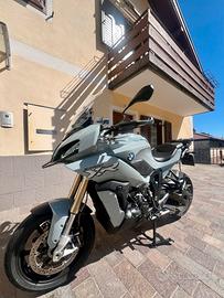 Bmw s1000 XR 2020 con borse