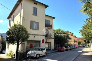 2 LOCALI A CALOLZIOCORTE