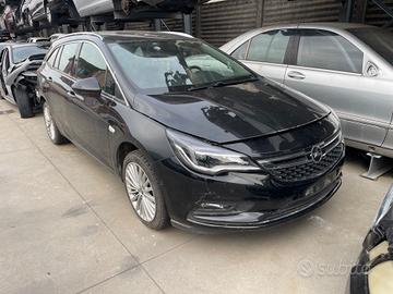 OPEL ASTRA K 2020 DEMOLITA PER RICAMBI