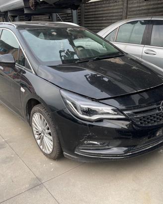 OPEL ASTRA K 2020 DEMOLITA PER RICAMBI