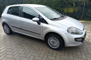Fiat Grande Punto 5 p.  1,2   51kw   2011