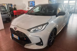 Toyota Yaris 1.5 Hybrid 5 porte GR Sport