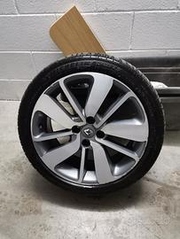 CERCHI ORIGINALI RENAULT + GOMME MICHELIN