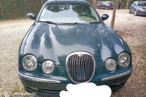 Jaguar S-TYPE 2.5 V6